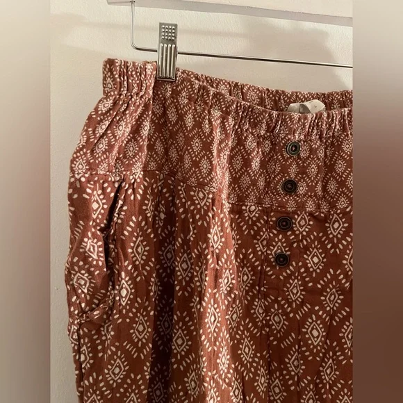 Garnet Hill Organic-Cotton Gauze Gathered Pants - Picture 6 of 9